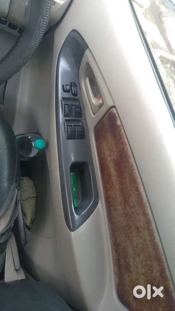 Toyota Innova 2011 Diesel 130123 Km Driven
