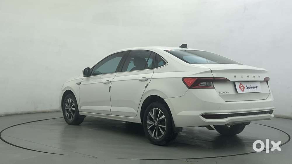 Skoda Slavia Style (non-sunroof), 2022, Petrol