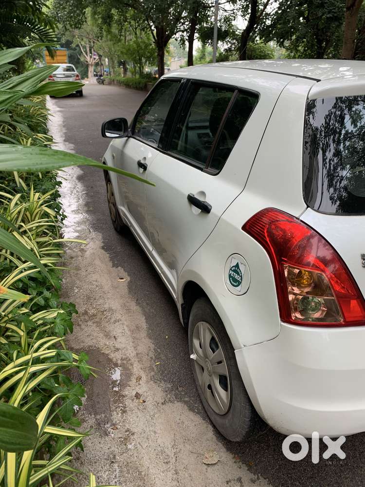 Maruti Suzuki Swift 2005-2010 1.3 Vxi, 2010, Petrol