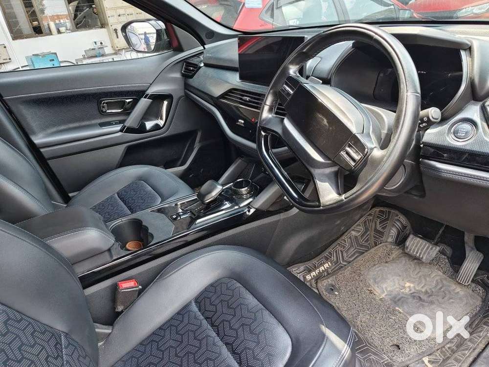 Tata Safari Accomplished Dual Tone At, 2024, Diesel
