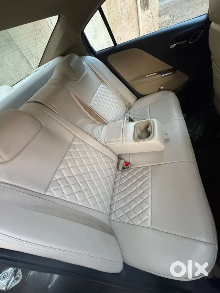 Honda City Vx Cvt 2017 (petrol + Cng, Automatic, Sunroof)