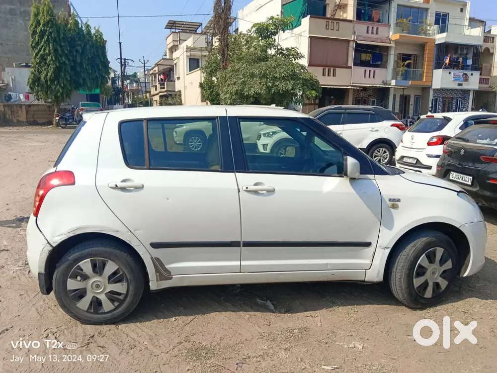 Maruti Suzuki Swift 2011 Diesel 111253 Km Driven