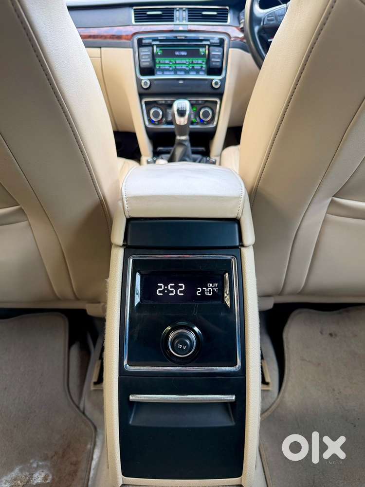 Skoda Superb 1.8 Tsi Only 34k Kms Driven Car Is In Brand New Condition