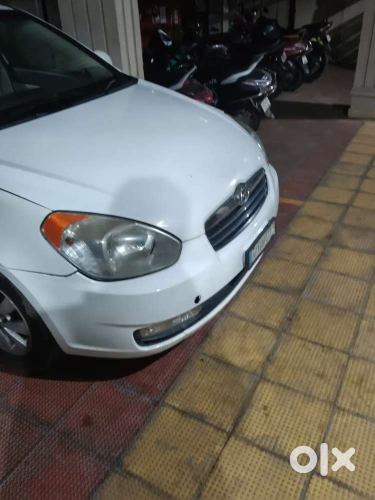 Hyundai Verna 2009 Diesel 200000 Km Driven