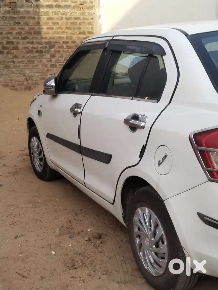Maruti Suzuki Dzire Tour 2018