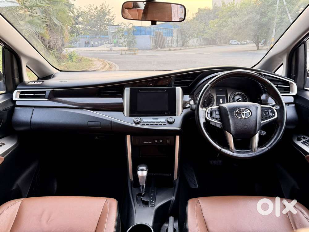 Toyota Innova Crysta 2.7 Zx At, 2017, Petrol