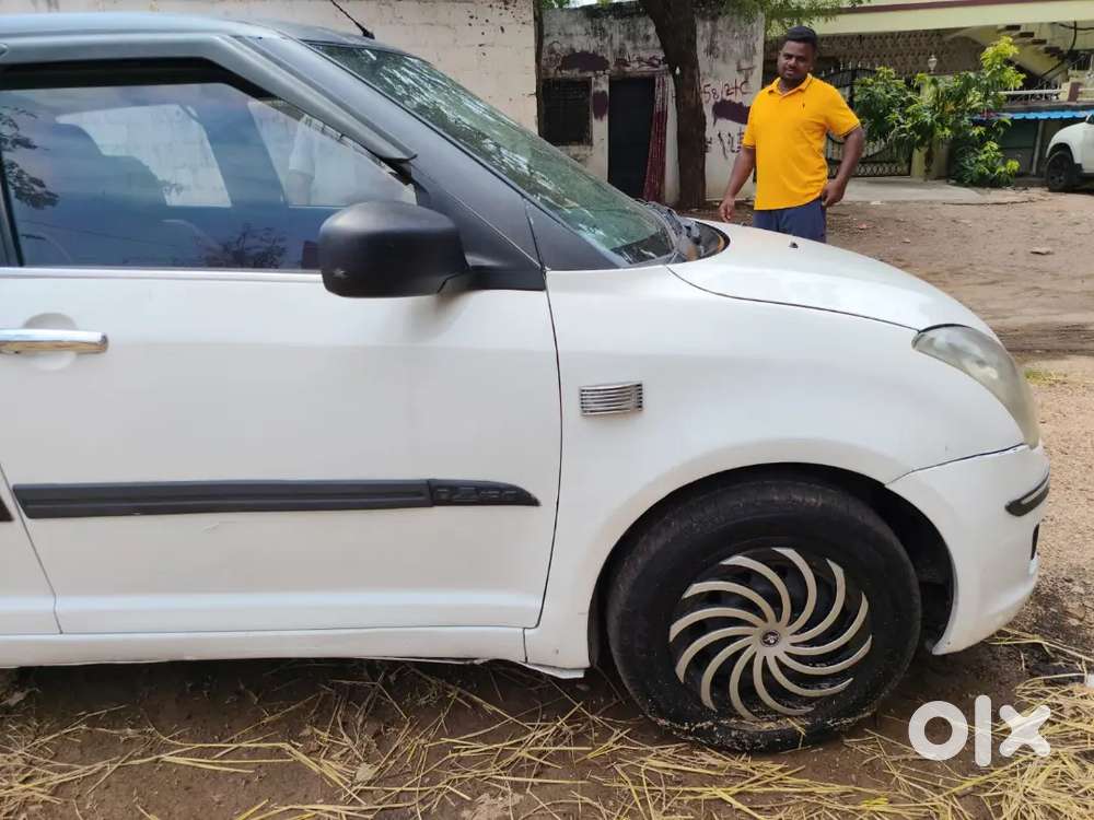 Maruti Suzuki Dzire Tour 2016