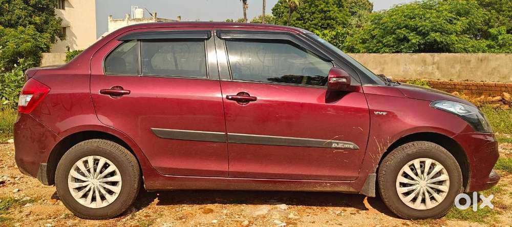 Maruti Suzuki Swift Dzire Amt Vxi, 2017, Petrol