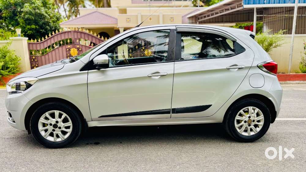 For Sale: Tata Tiago Xz Petrol (2016 Model)