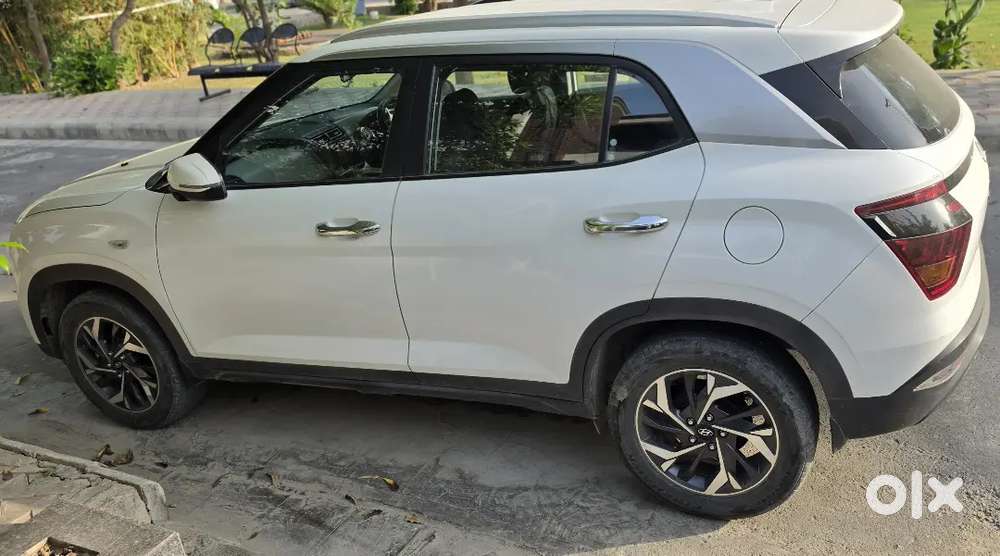 Hyundai Creta  2022 Diesel Manual Base Varient To Top With All Geniun
