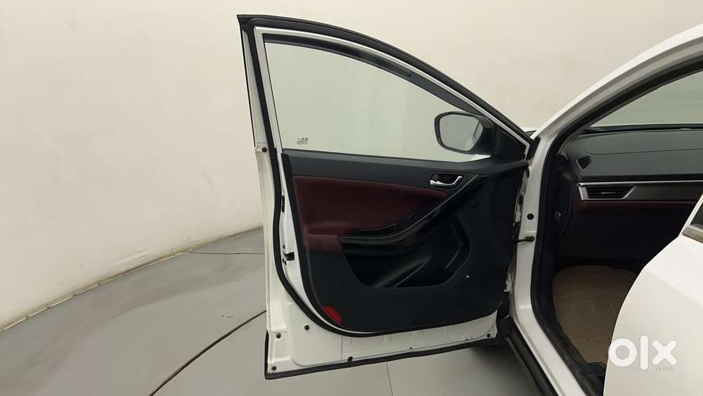 Tata Curvv Accomplished Plus A 1.5 Kryojet Diesel 6mt, 2025, Diesel