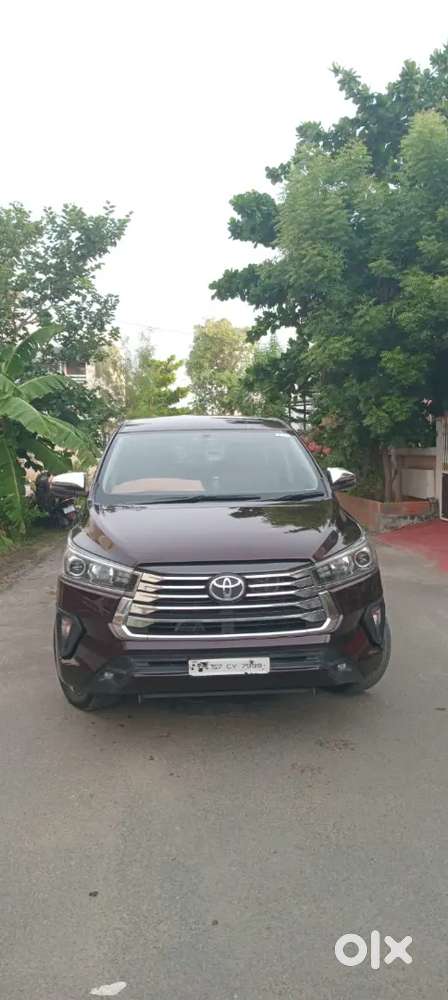 Toyota Innova Crysta 2022 Diesel 145000 Km Driven