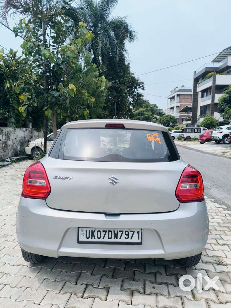 Maruti Suzuki Swift Vxi + Manual, 2021, Petrol