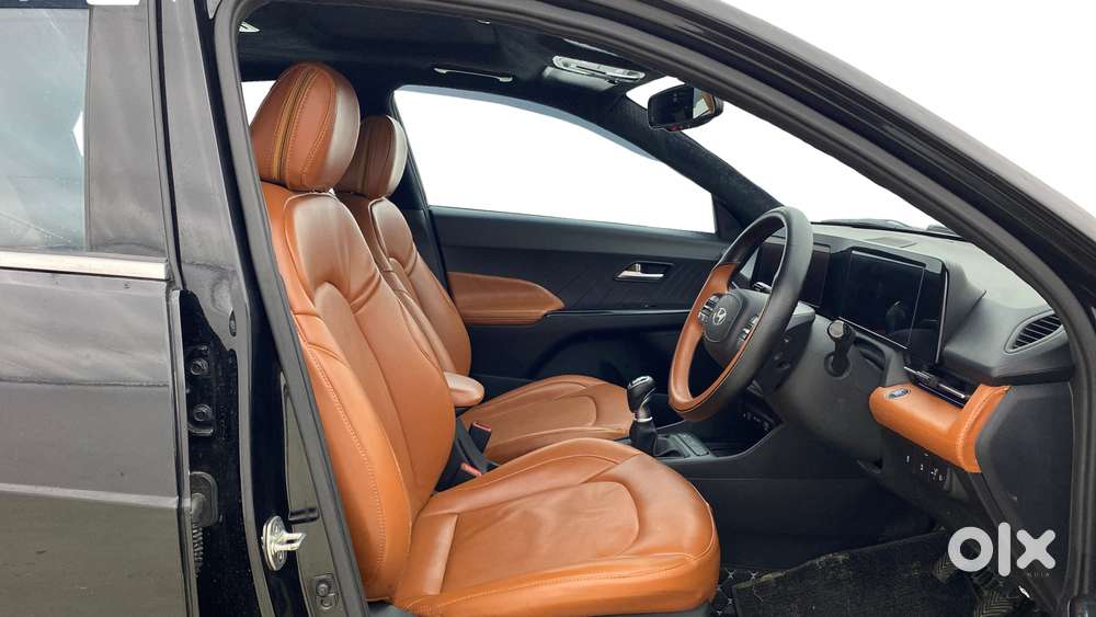 Hyundai Verna 1.5 Sx (o) Petrol Mt, 2024, Petrol