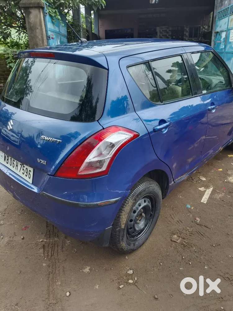 Maruti Suzuki Swift Petrol 2012