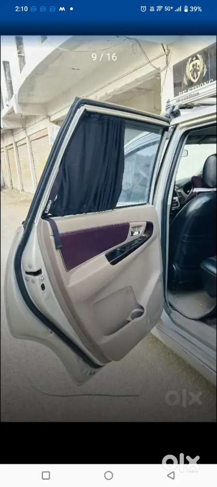 Toyota Innova 2015