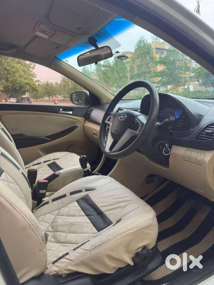 Hyundai Verna 1.6 Ex Vtvt, 2011, Petrol