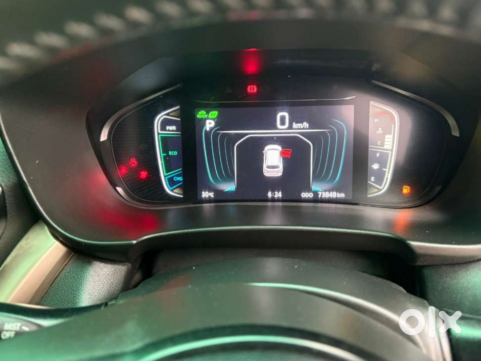Maruti Suzuki Grand Vitara 1.5 Alpha Smart Hybrid At, 2022, Petrol