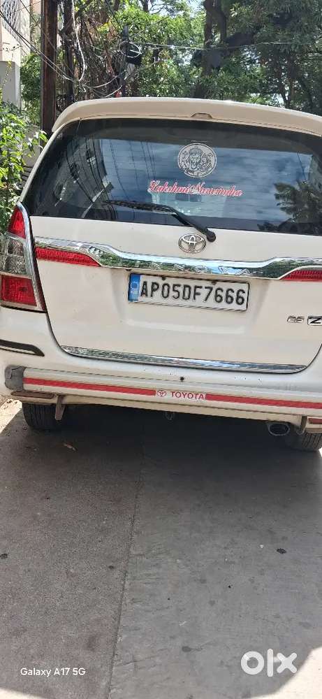 Toyota Innova 2.5 Z 2015 Is Nice Condition