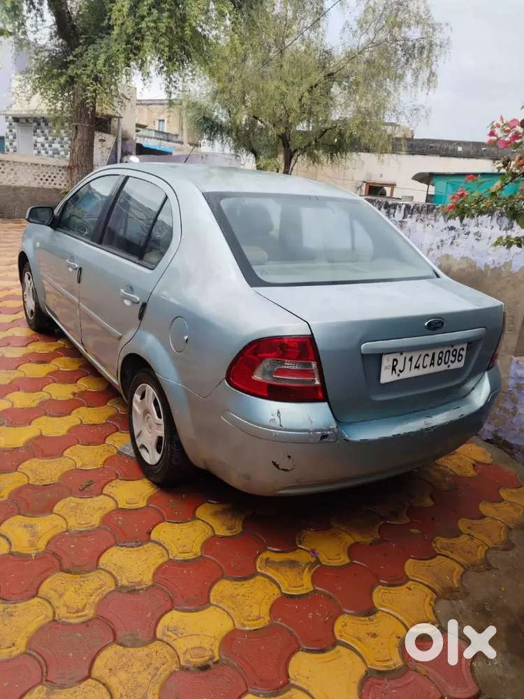 Ford Fiesta 2005 Km Driven