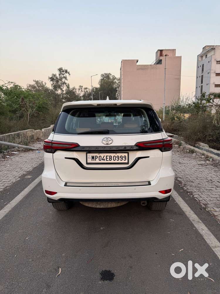 Toyota Fortuner [2021-ongoing] 2.8 2wd Diesel At, 2021, Diesel