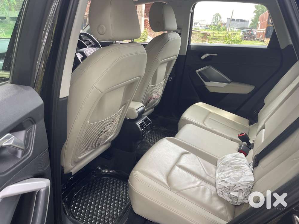 Black Audi Q3 Petrol