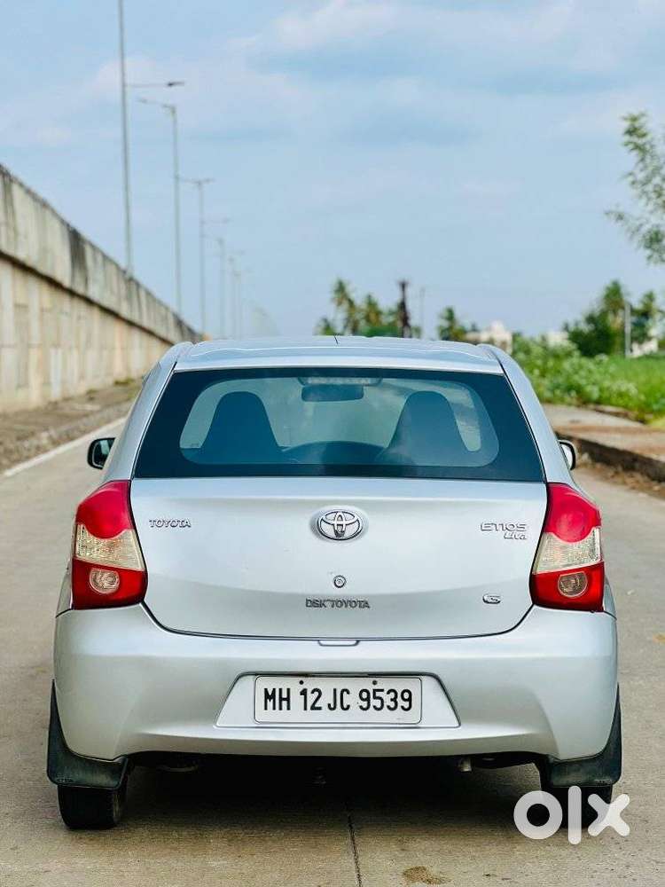 Toyota Etios Liva 2011-2012 G, 2012, Petrol