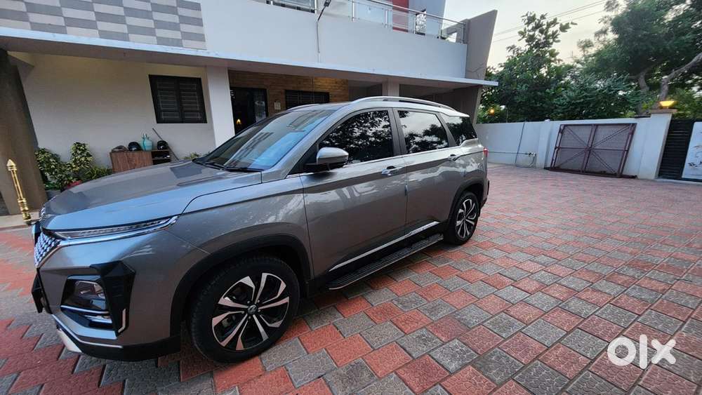 Mg Hector Sharp Pro Top End