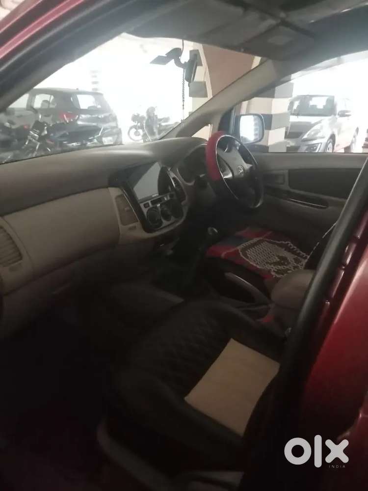 Toyota Innova 2012 Diesel Well Maintained