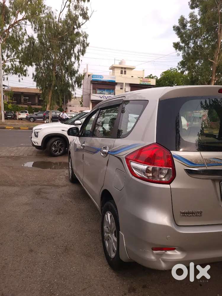 Maruti Suzuki Ertiga 2017 Variant