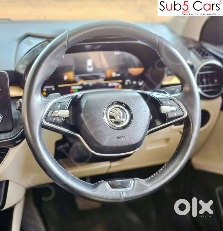 Skoda Slavia 1.0 Tsi Style At, 2023, Petrol