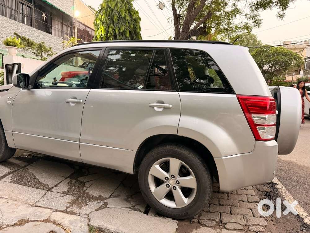Suzuki Grand Vitara 2.5 At 4x4 Top Model