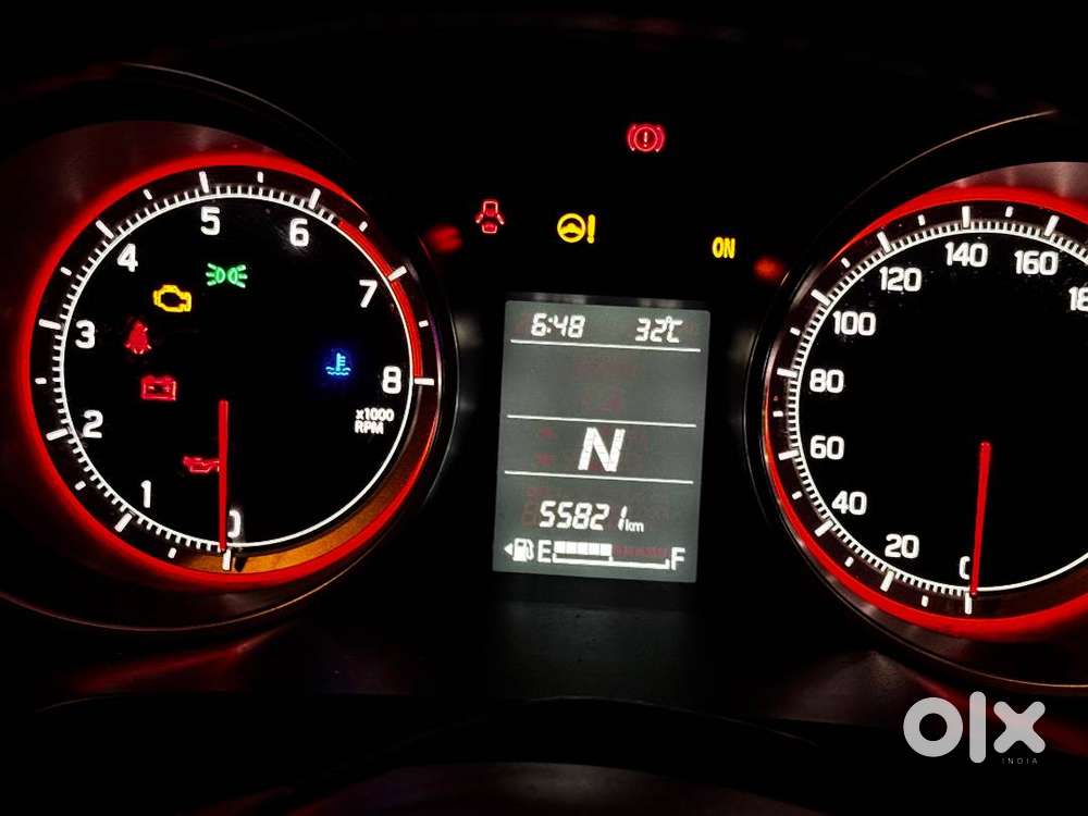 Maruti Suzuki Swift Zxi Amt (top Variant) – 2018 (nov)  Automatic  E