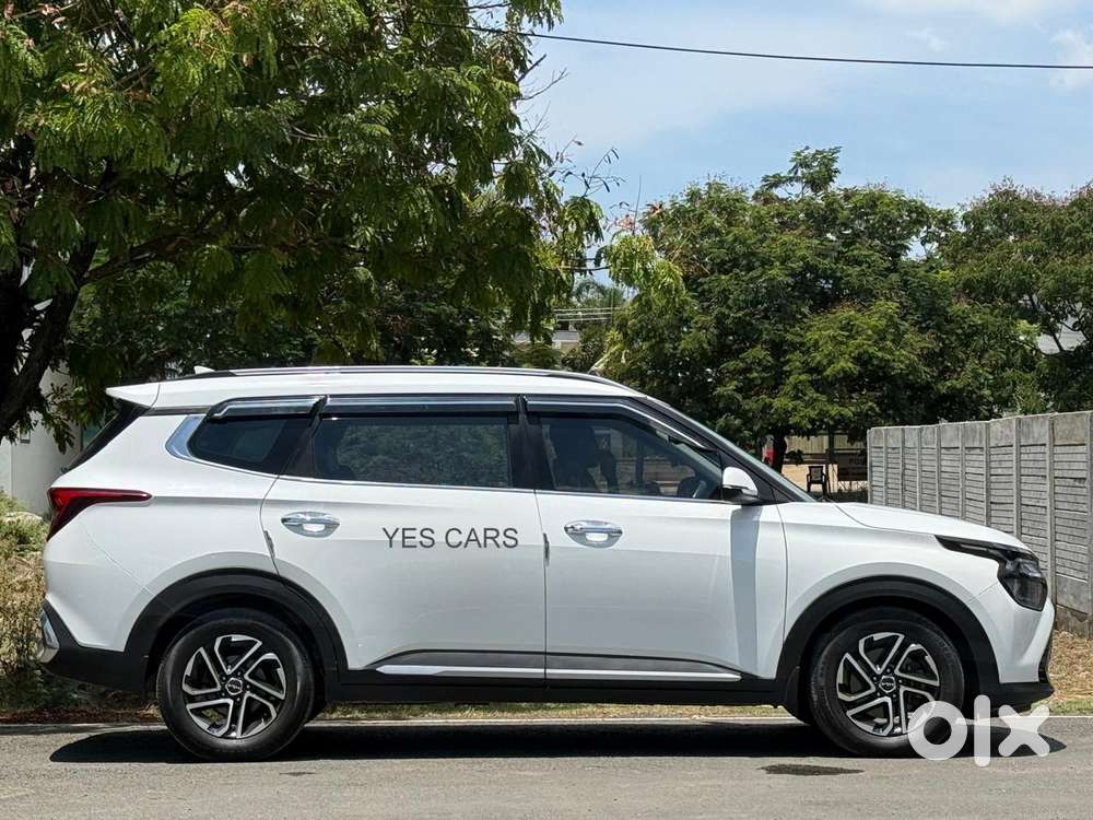 Kia Carens 1.4 Luxury Plus 6 Str, 2023, Petrol
