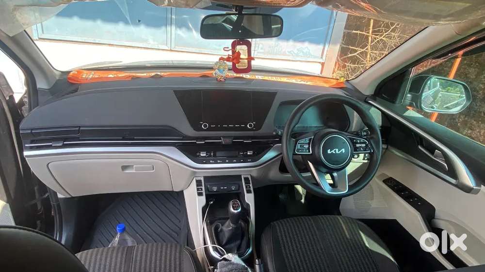Kia Carens 1.4 Prestige 2024
