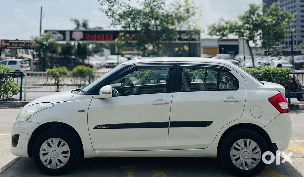Maruti Suzuki Swift Dzire Vxi Optional, 2014, Petrol