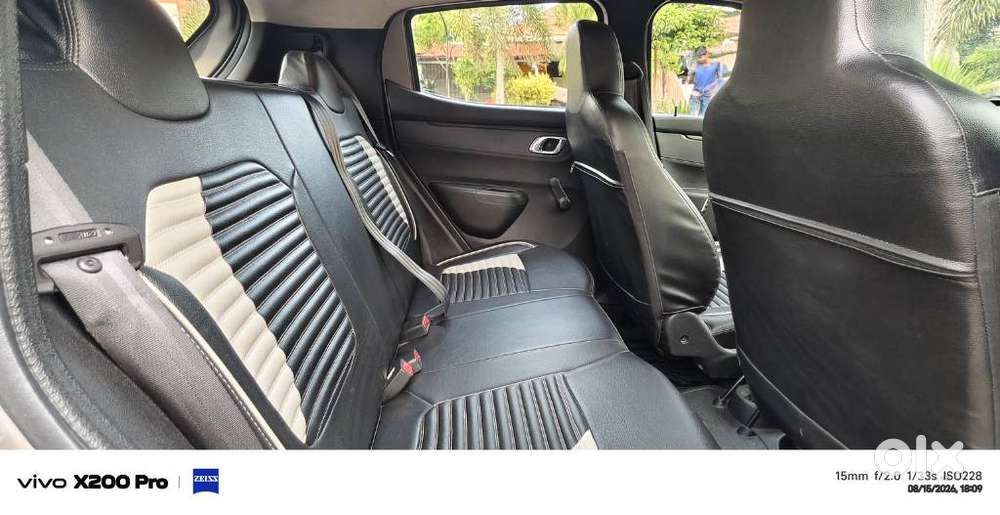 Renault Kwid 1.0 Rxt Amt Opt, 2019, Petrol