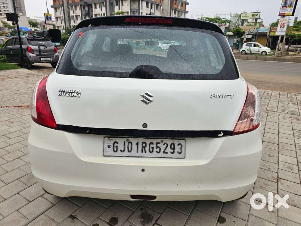 Maruti Suzuki Swift Vxi + Manual, 2014, Cng & Hybrids