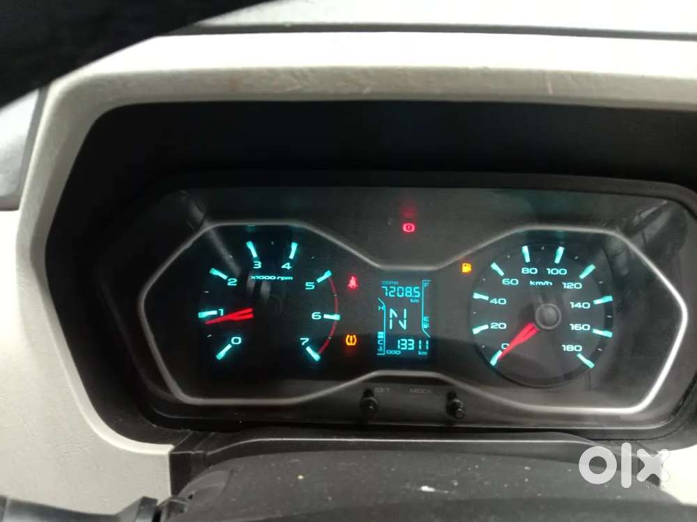 Mahindra Scorpio S10 Diesel Manual 2017