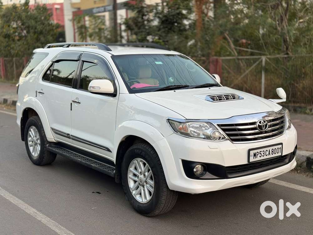 Toyota Fortuner 2011-2016 4x2 Manual, 2013, Diesel