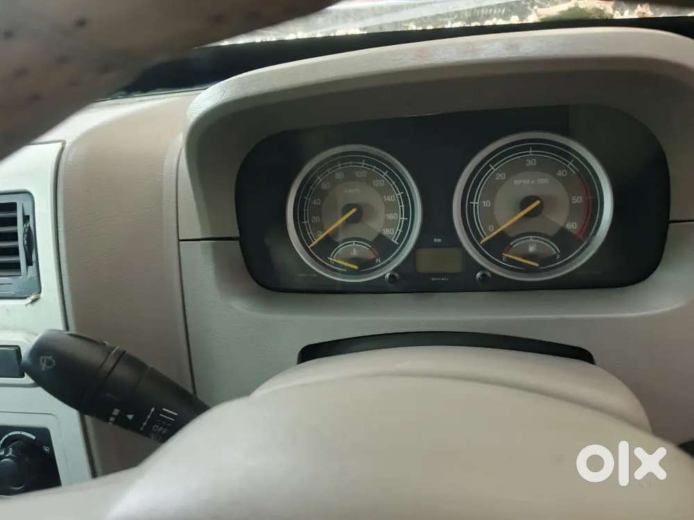Tata Sumo Grande Ex 2010