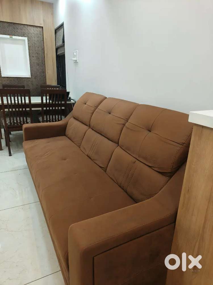 Three Seater ( 7 Feet Sofa )