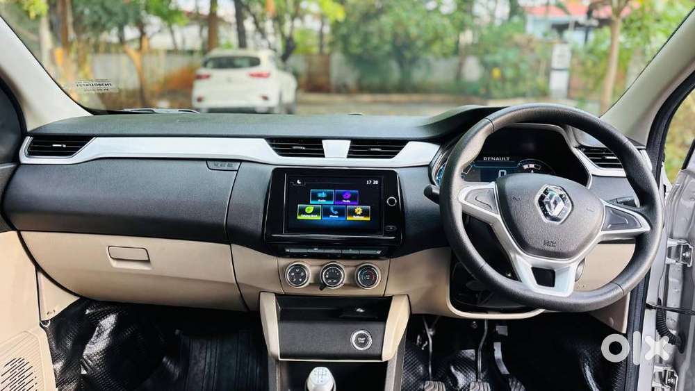 Renault Triber Rxz, 2020, Petrol