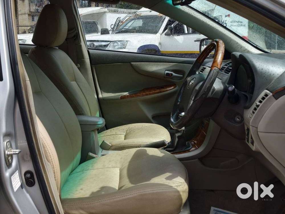 Toyota Corolla Altis Gl, 2010, Petrol