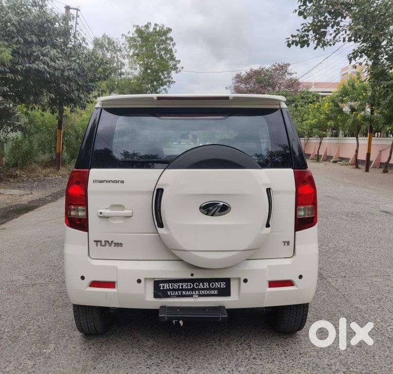 Mahindra Tuv 300 Mhawk100 T8, 2017, Diesel