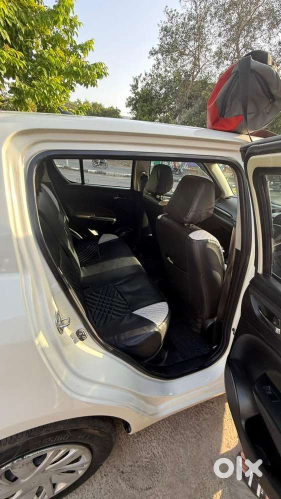 Swift Maruti Suzuki Vxi Cng