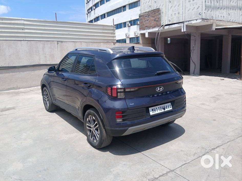 Hyundai Venue Sx Mt, 2023, Diesel