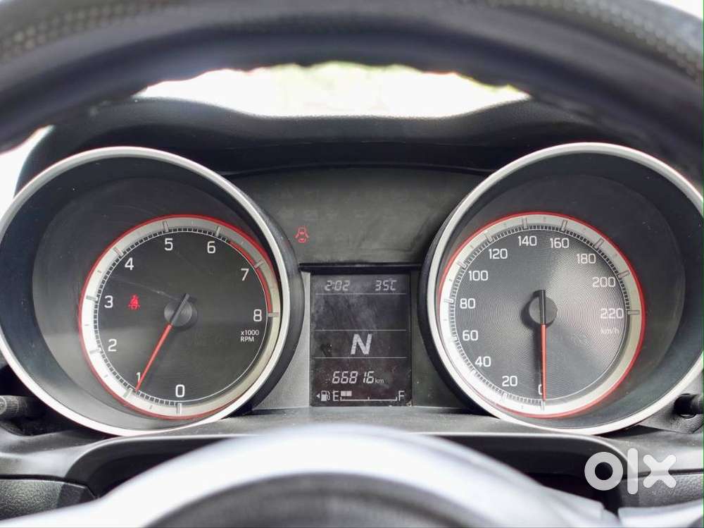 Maruti Suzuki Swift Vxi Ags, 2023, Petrol