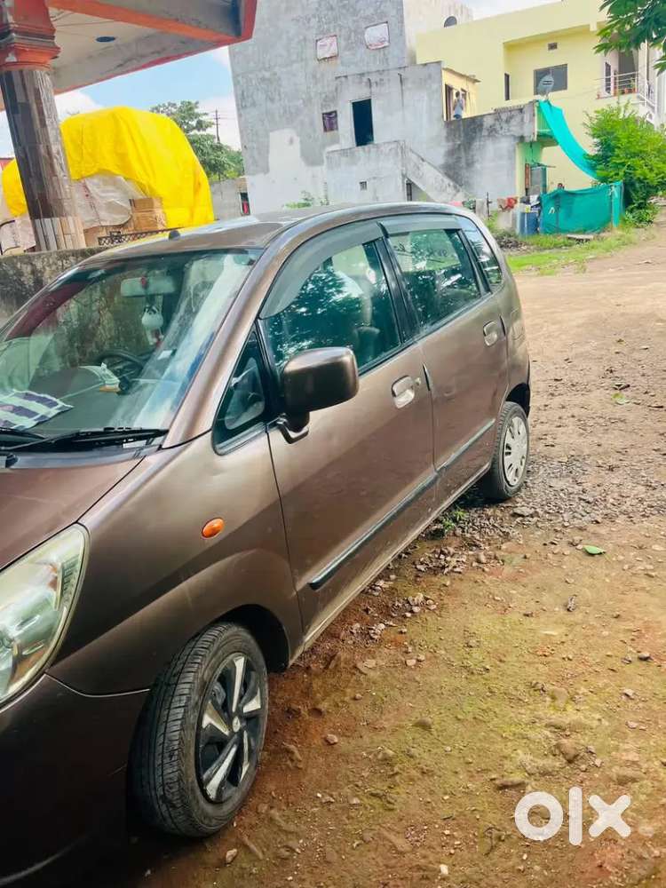 Maruti Suzuki Zen Estilo 2010
