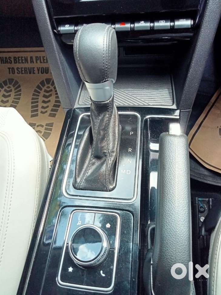 Mahindra Xuv700 2.2 Ax 7 Diesel At Str, 2024, Diesel